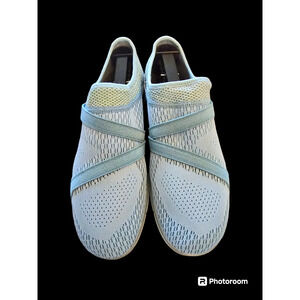 Merrell Women’s Zoe Sojourn Aquifer Fashion Sneakers, Size 9